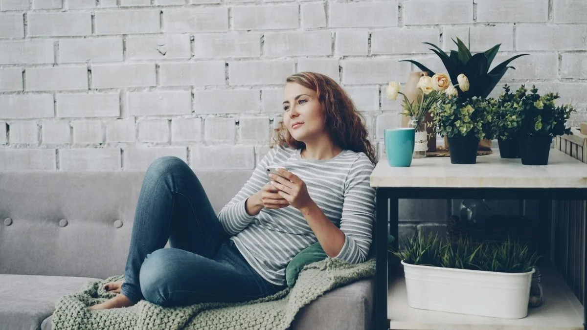 The Micro-Moment Reset: Small Daily Practices for Work-From-Home Moms
