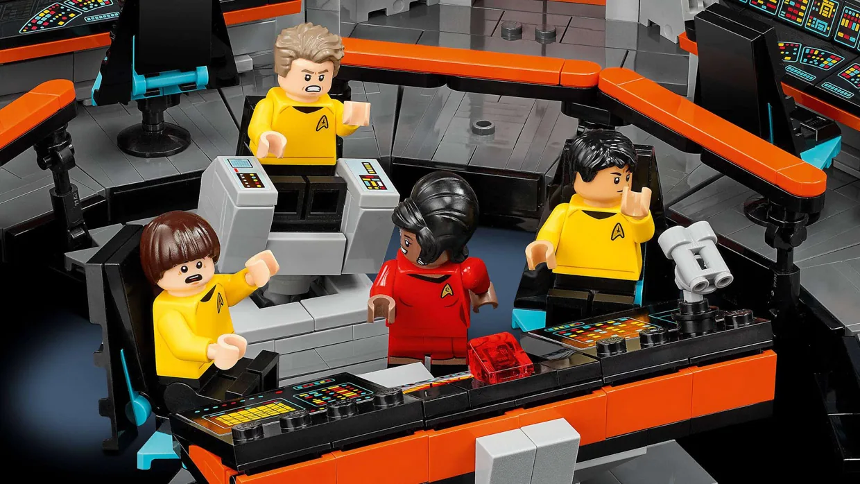 LEGO Starship U.S.S. Enterprise Bridge